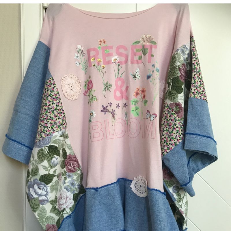 Patchwork top with floral fabrics and denim